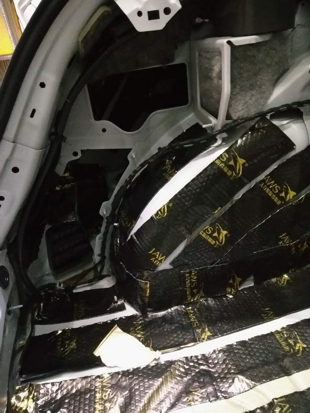 奥迪汽车隔音减震胶