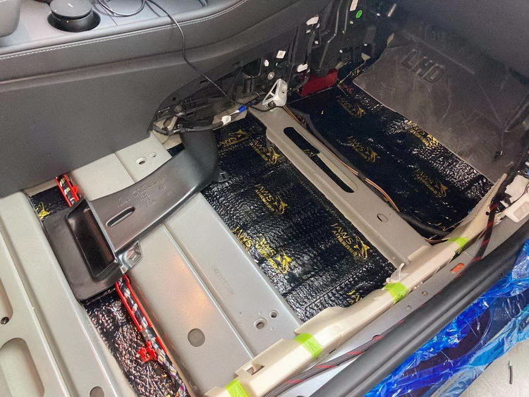 特斯拉model 3汽车隔音