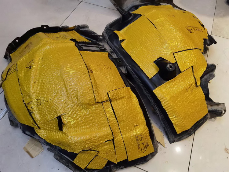 奔驰E300汽车隔音
