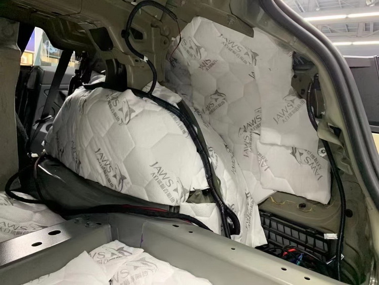特斯拉MODEL3隔音